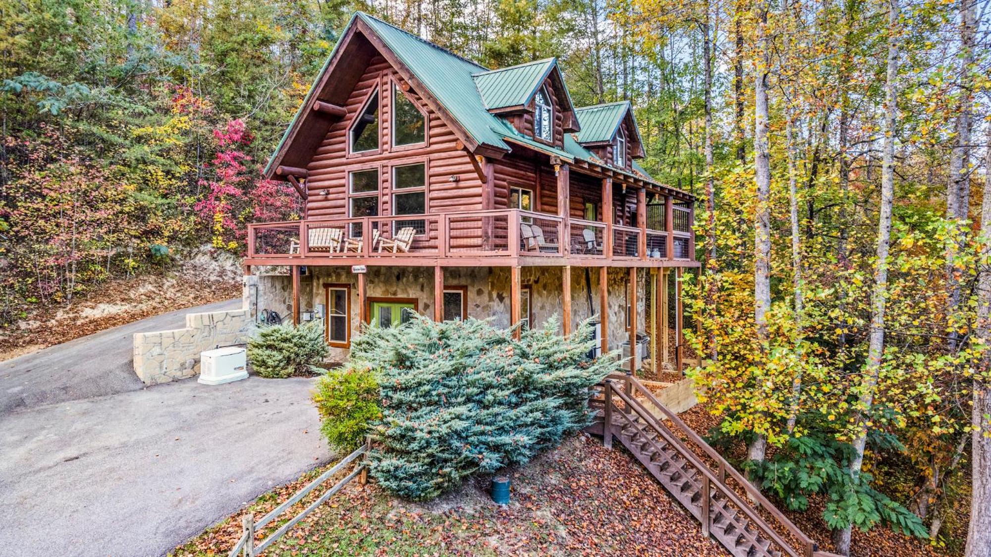 Relaxation Retreat - Pickleball Cabin - Wi-Fi, Fire Pit With Bar, Ev, Game Room, Hot Tub, Pool Access - Mins To Pf Sevierville Exterior foto