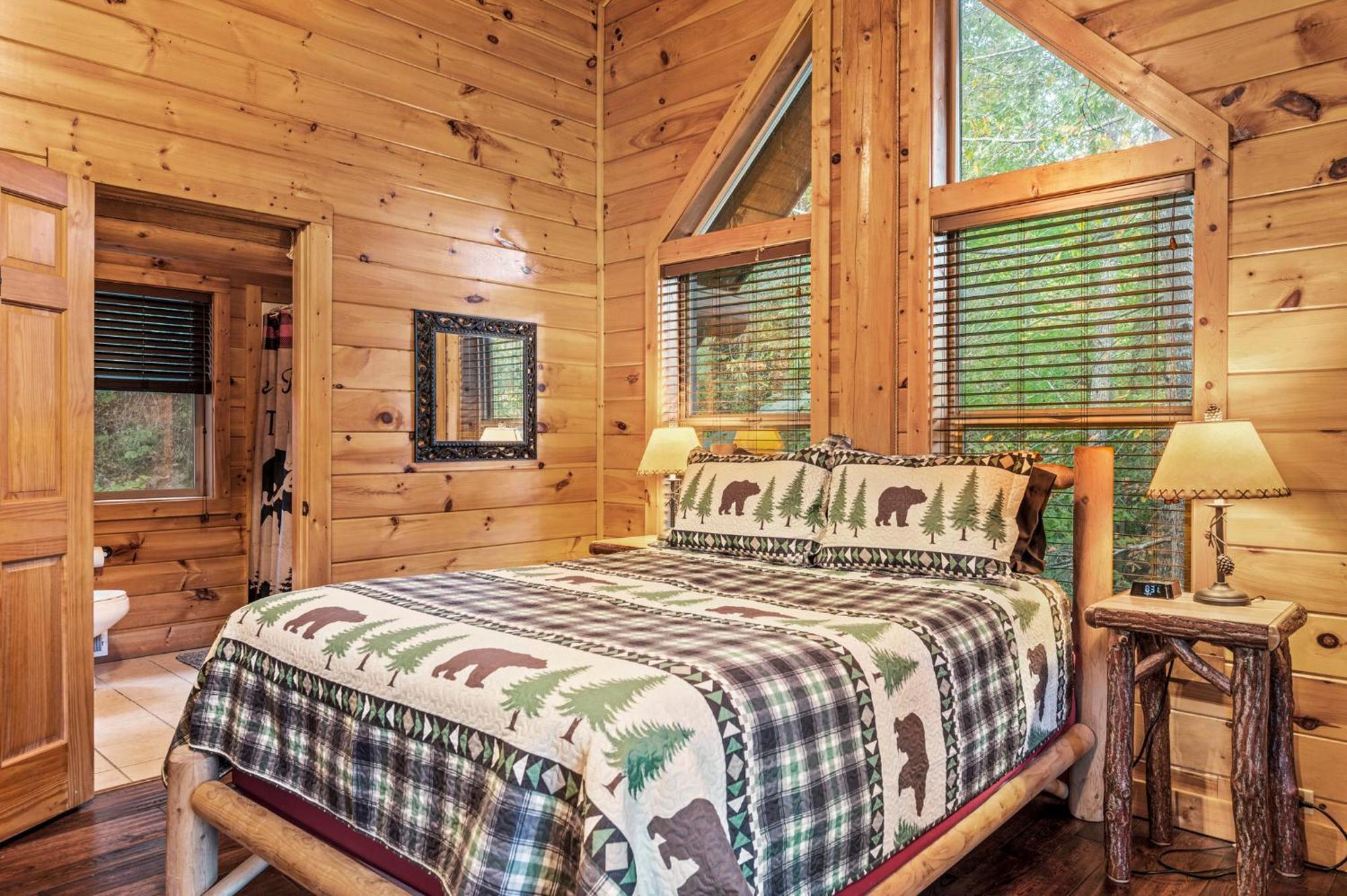 Relaxation Retreat - Pickleball Cabin - Wi-Fi, Fire Pit With Bar, Ev, Game Room, Hot Tub, Pool Access - Mins To Pf Sevierville Exterior foto